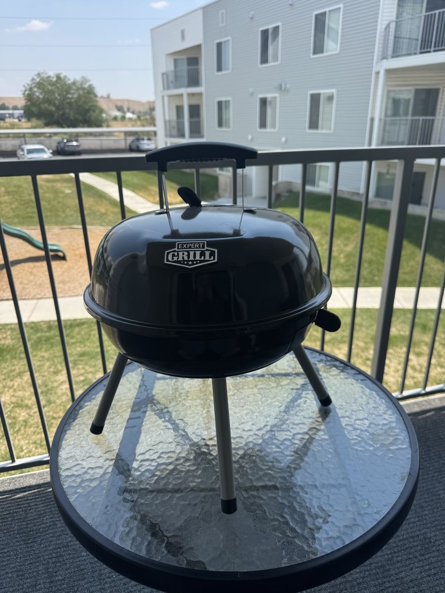 Portable Charcoal Grill