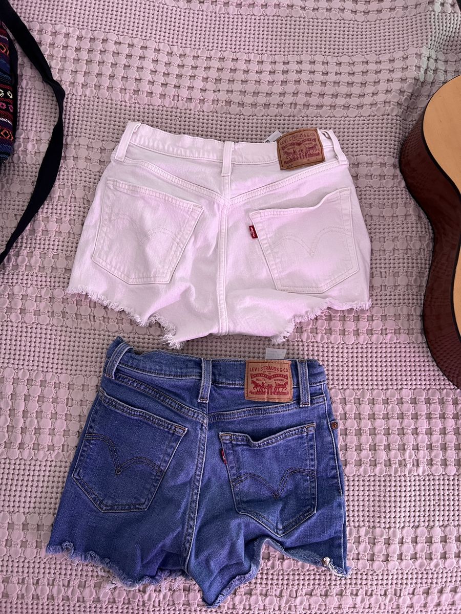 Levi Shorts Women