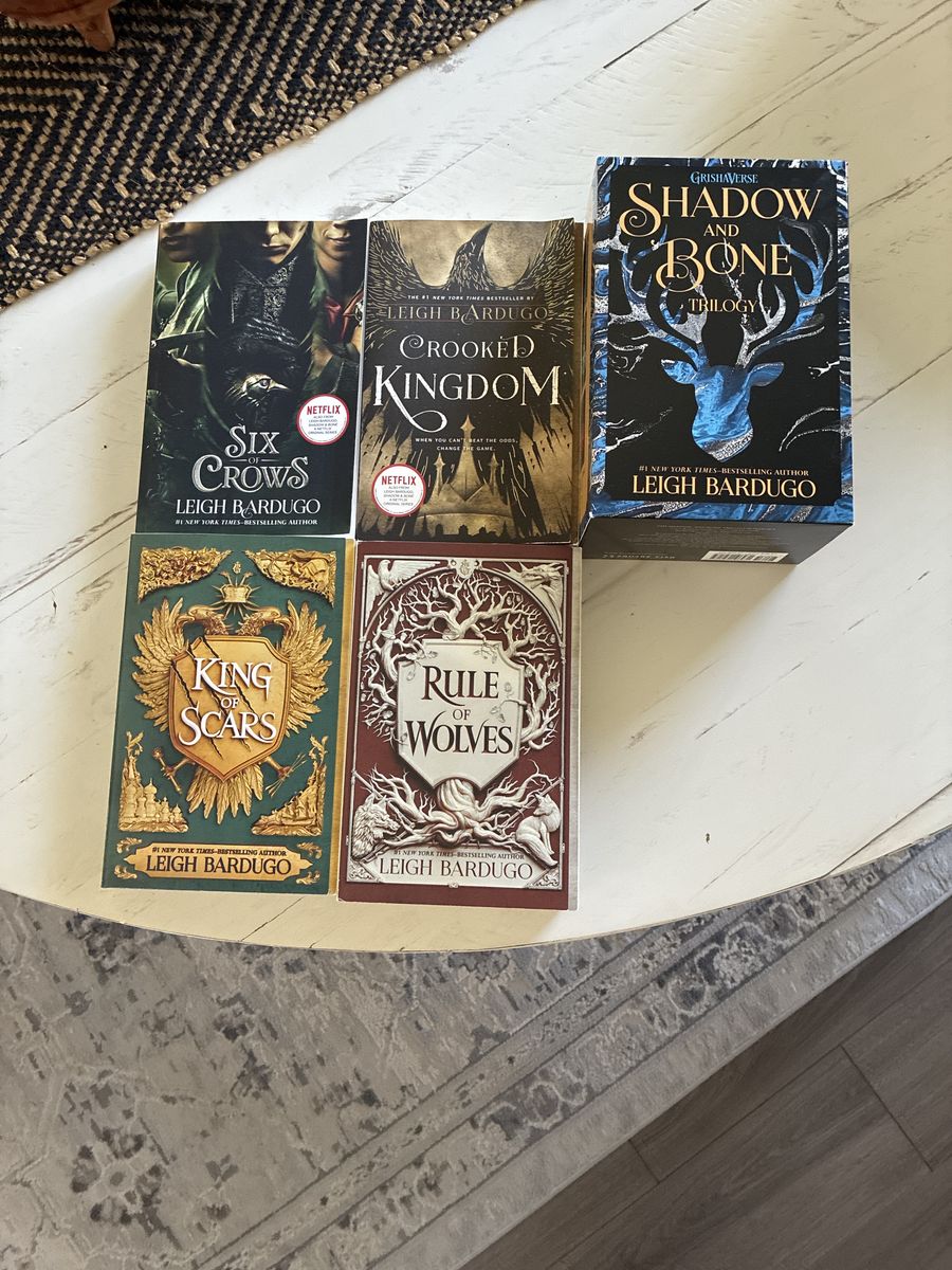 Leigh Bardugo Grishaverse Collection
