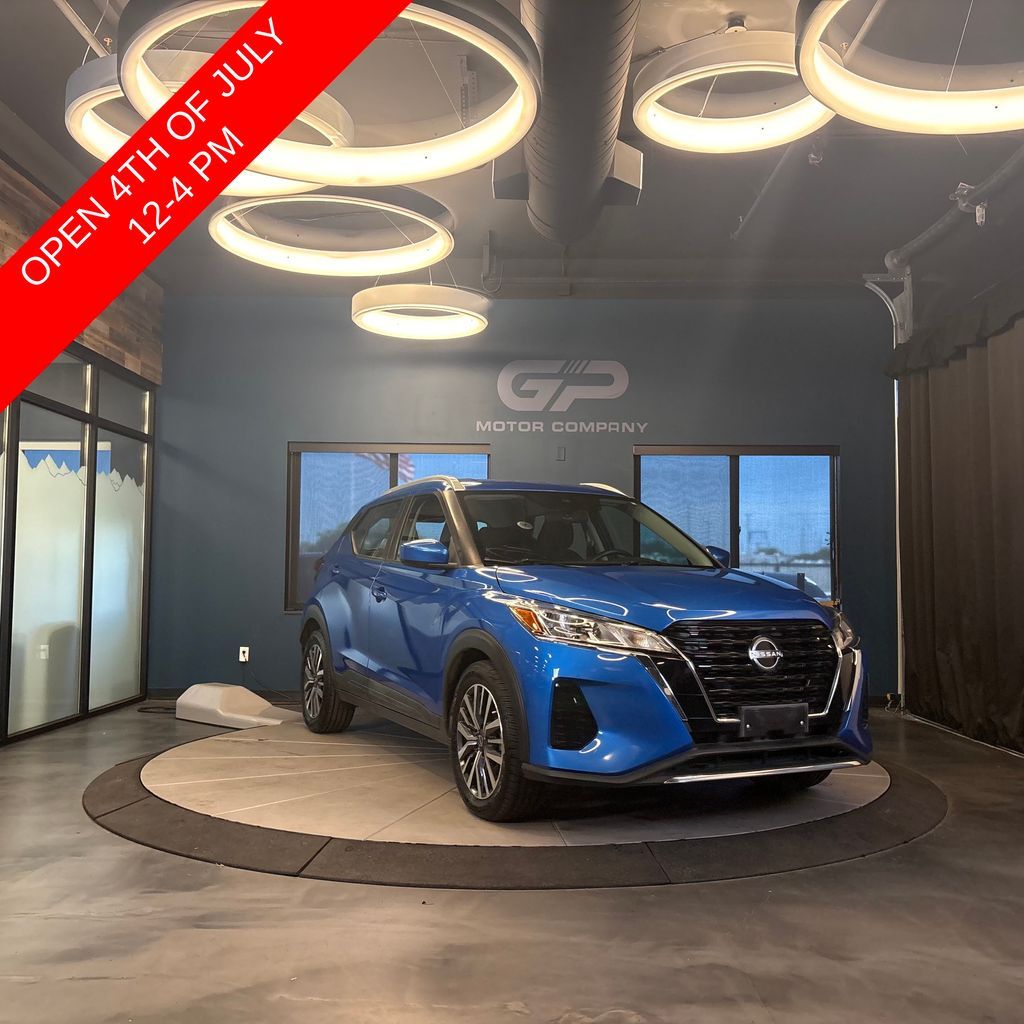 2022 Nissan Kicks SV