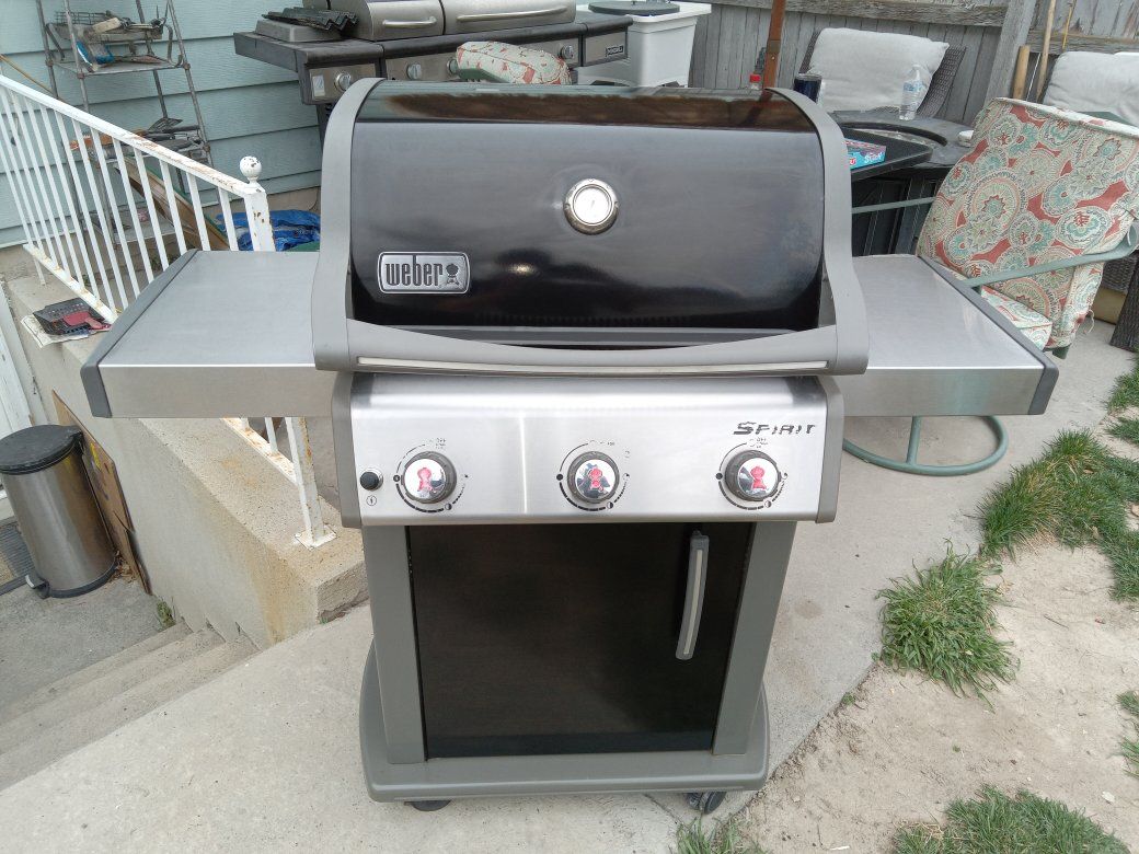 Weber Spirit E-310 Propane Grill