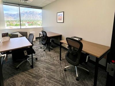 30% OFF Premium Office Space, Schedule a Tour Today
