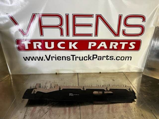 Kenworth T680 Bracket