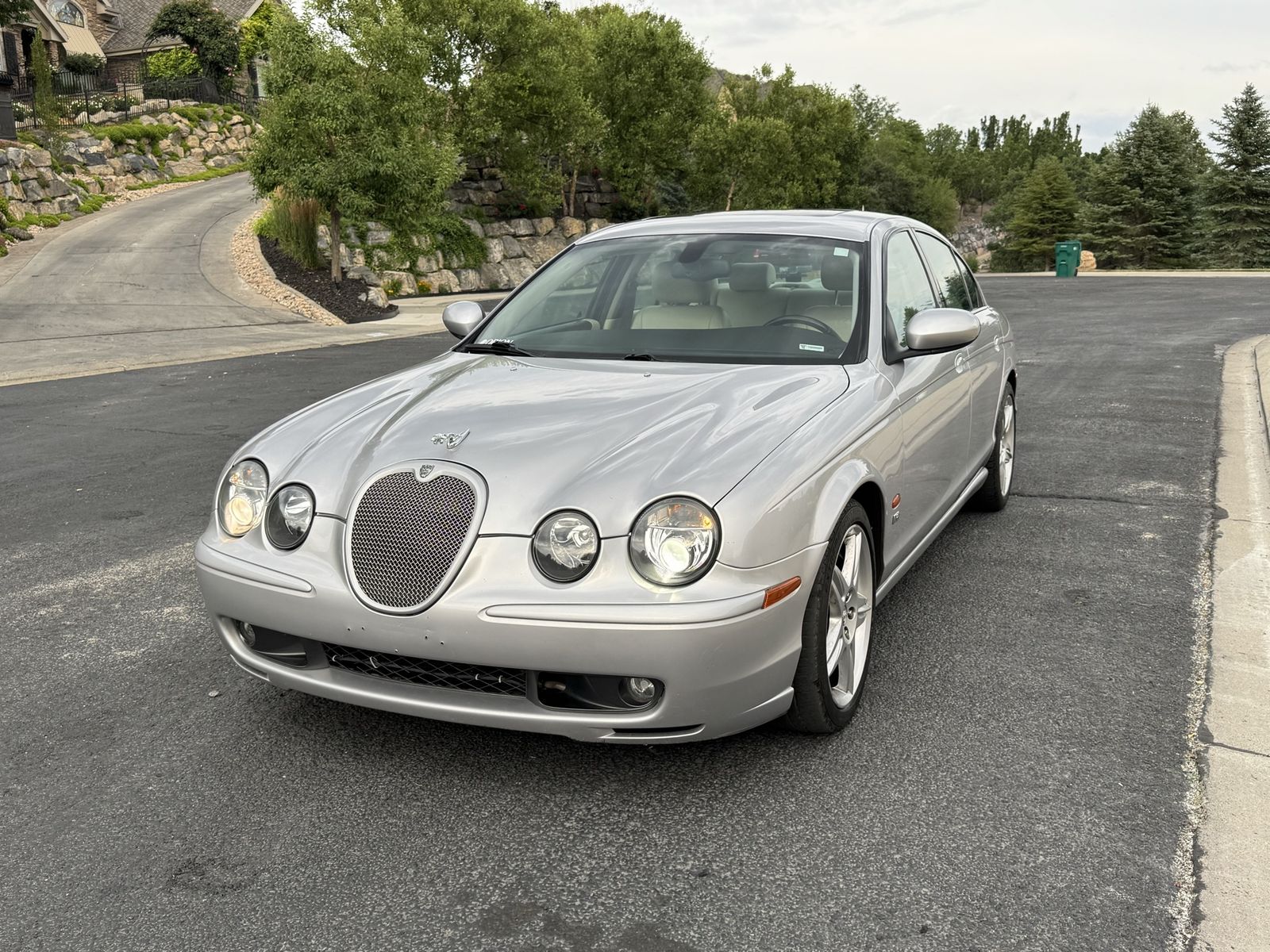 2003 Jaguar S-Type R 