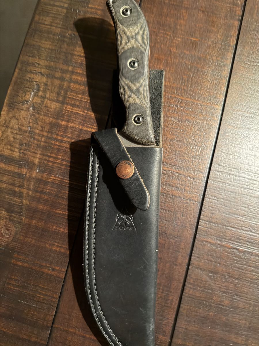 Tops knives silent hero