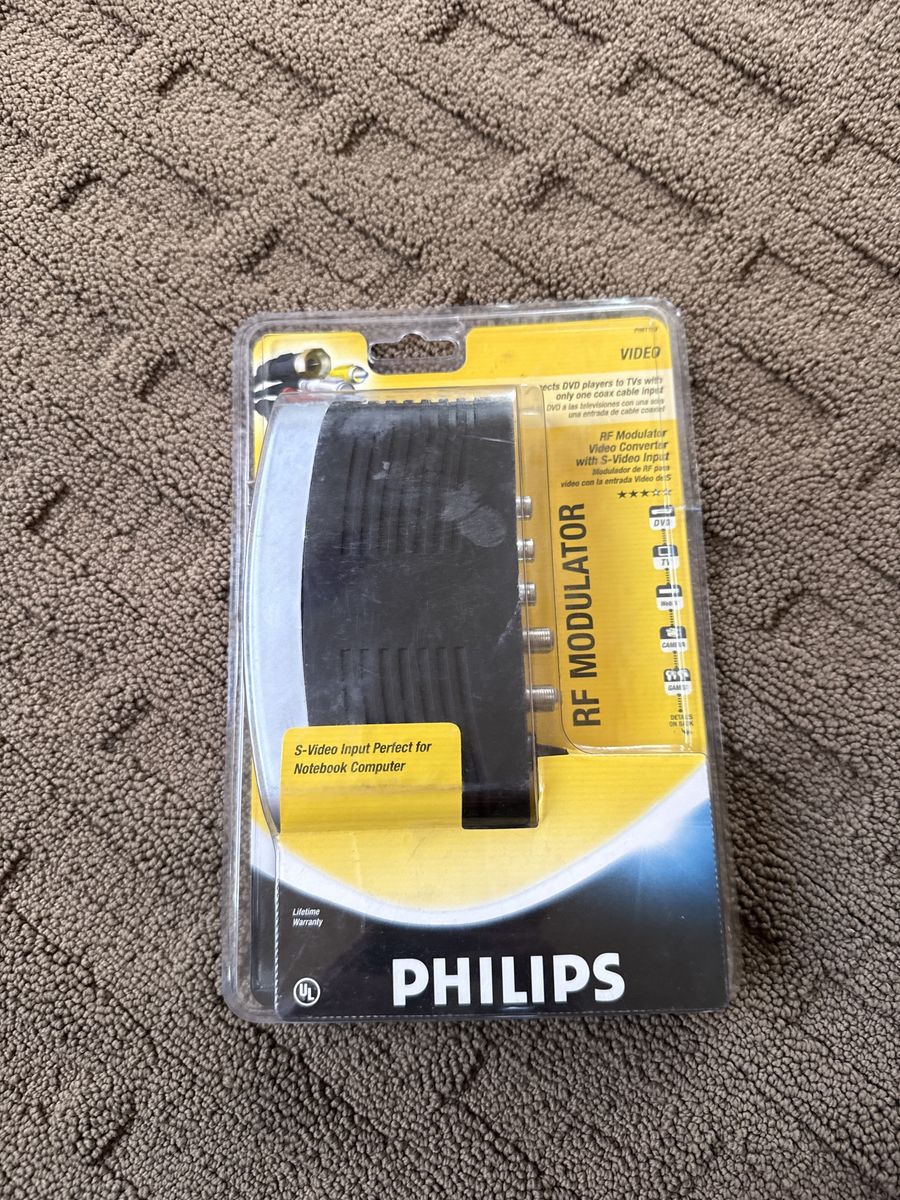 Philips RF Modulator Video Converter with S-Video Input for DVD Players and Notebooks