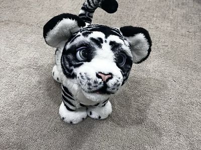 Furreal robotic white tiger