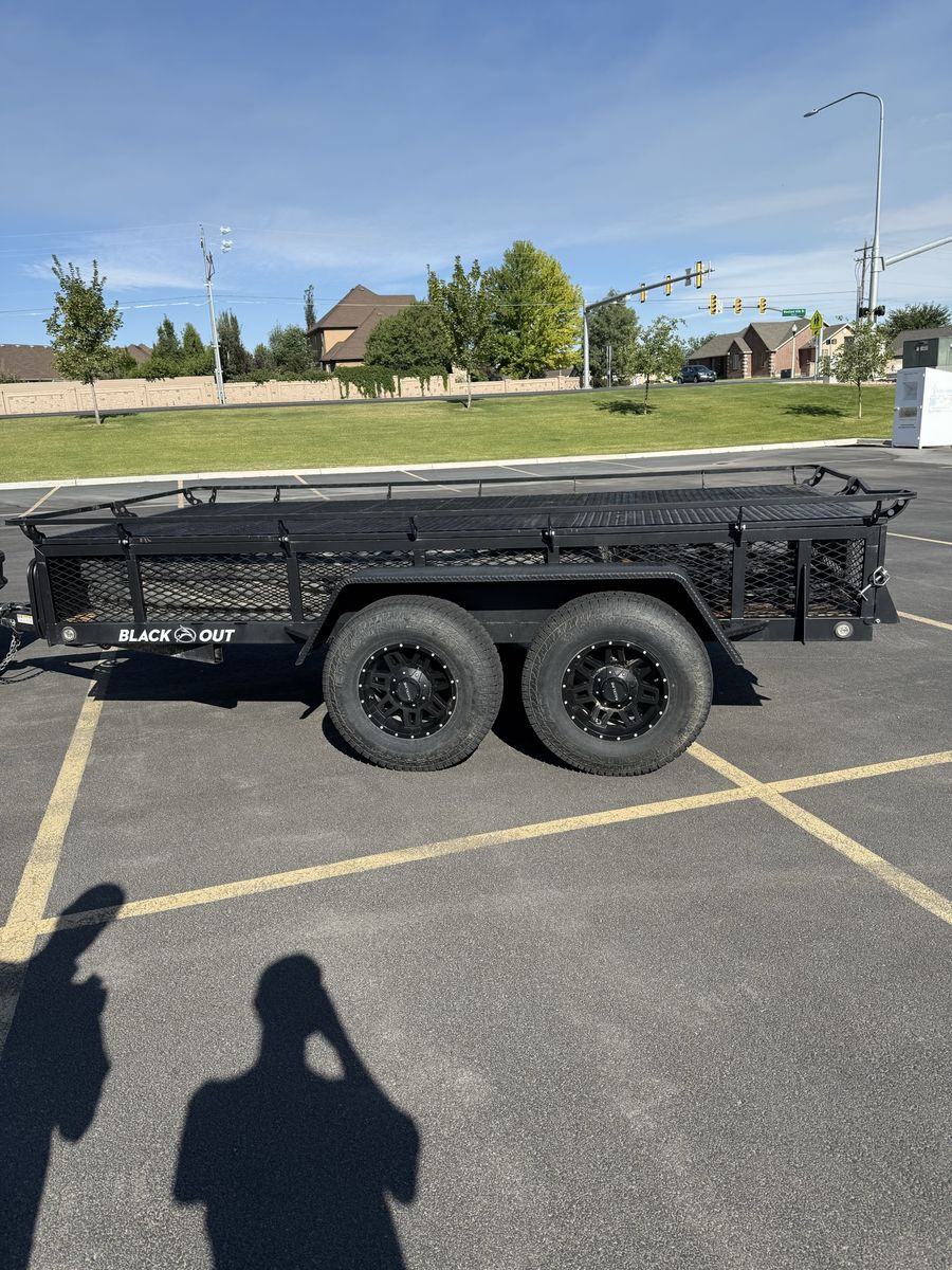 JUMPING JACK 2020 BLACK OUT