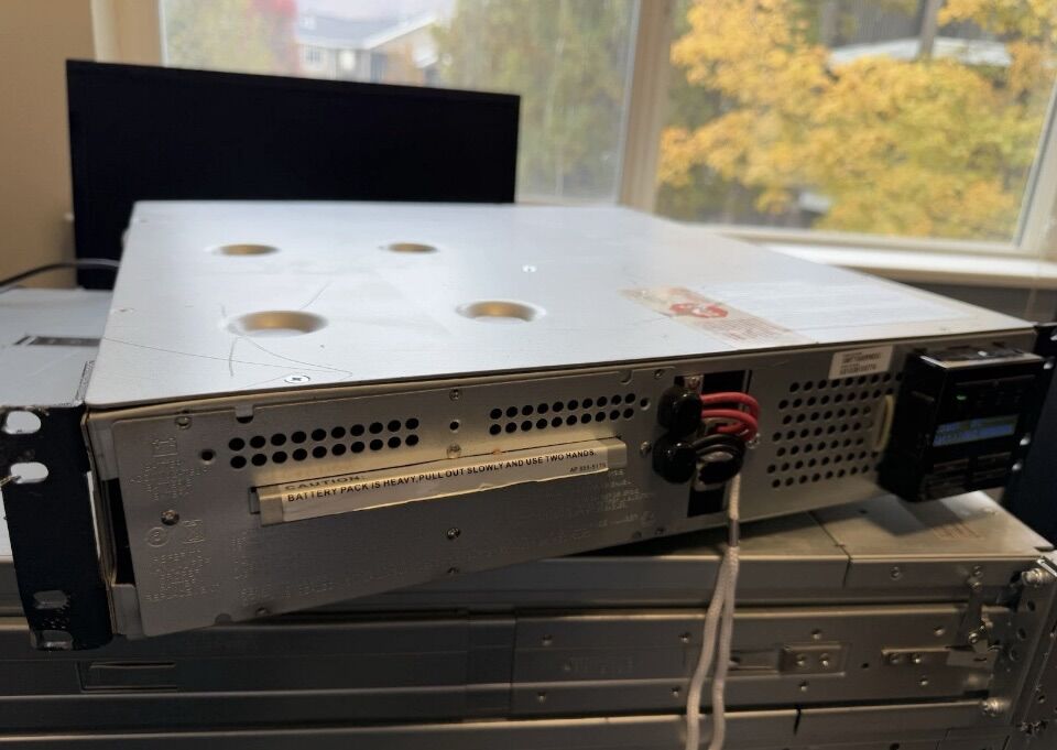 Priced 2 Sell APC Smart-UPS 1000VA  |  SMT1000RM2U