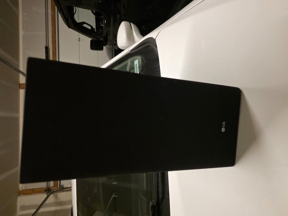 Main image 3