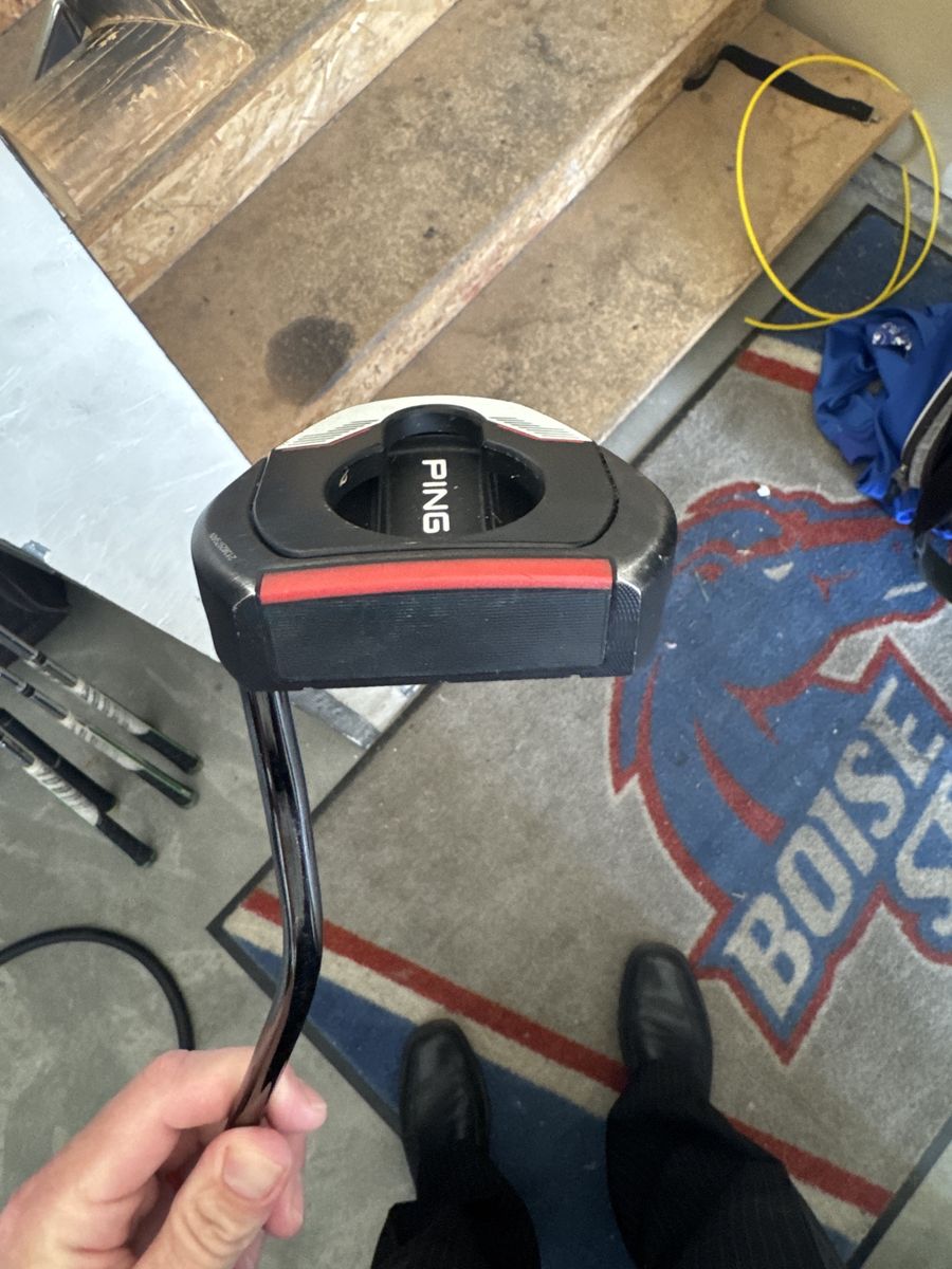 Ping 2021 fetch putter 33 in