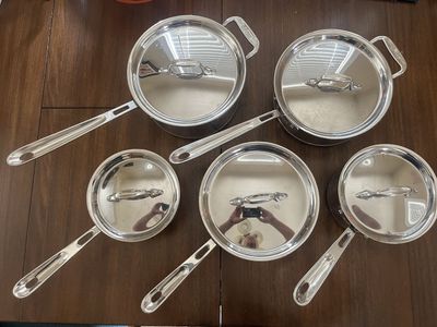 LIKE NEW - All Clad Copper Core sauce pot set w/lids - 5 piece - Chef-level cooking
