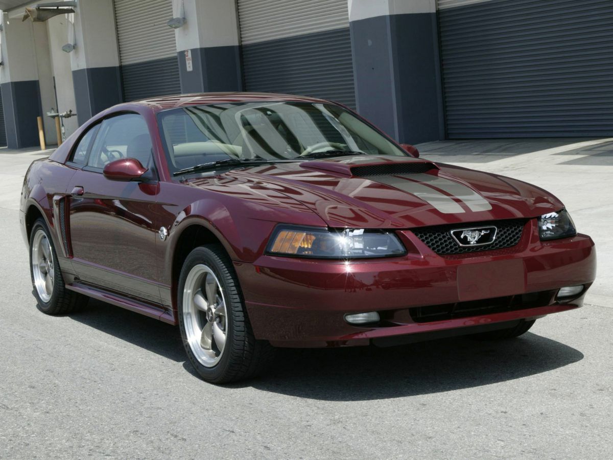 2004 Ford Mustang Base
