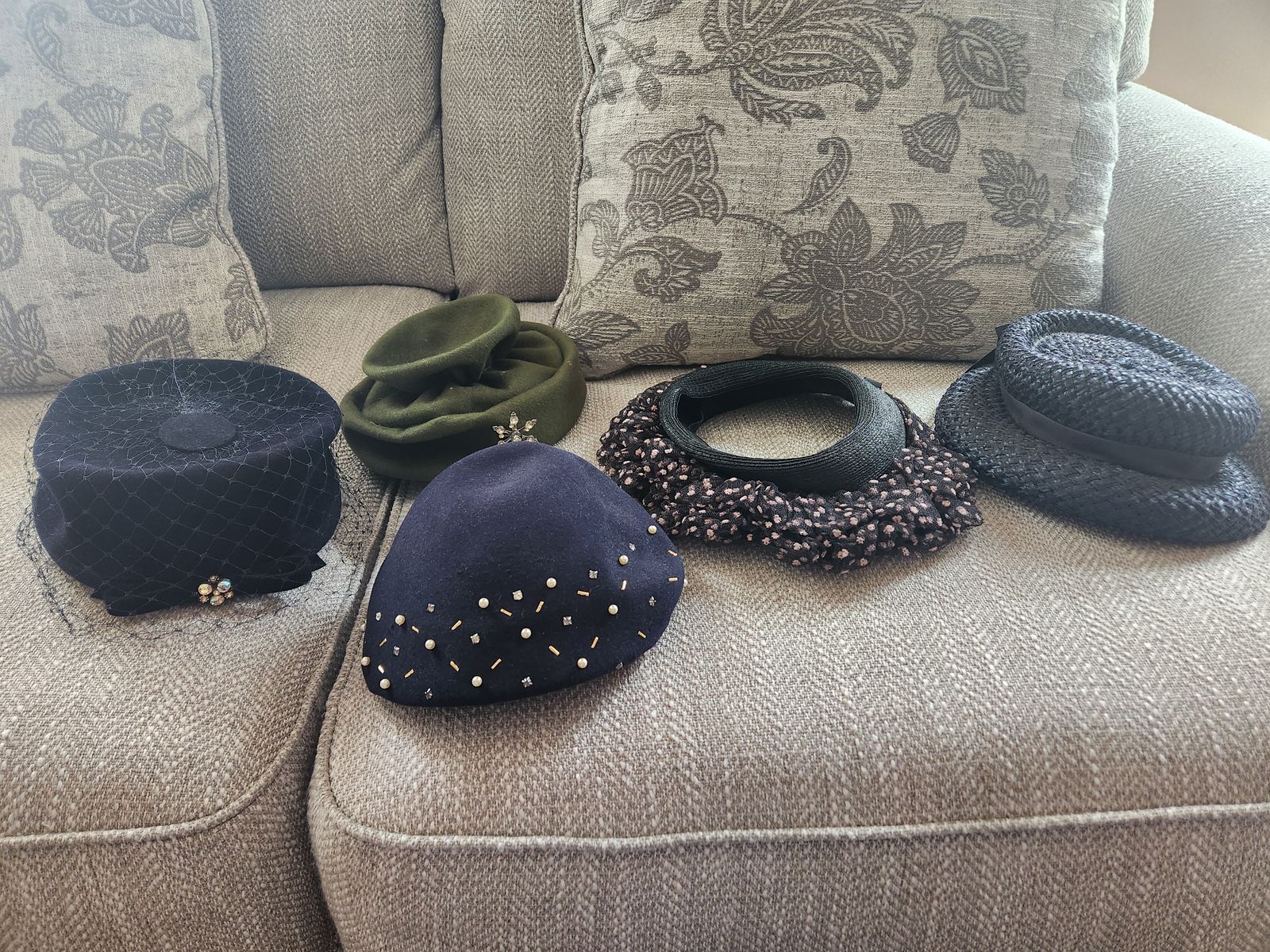 5 Vintage Pillbox Hats FREE