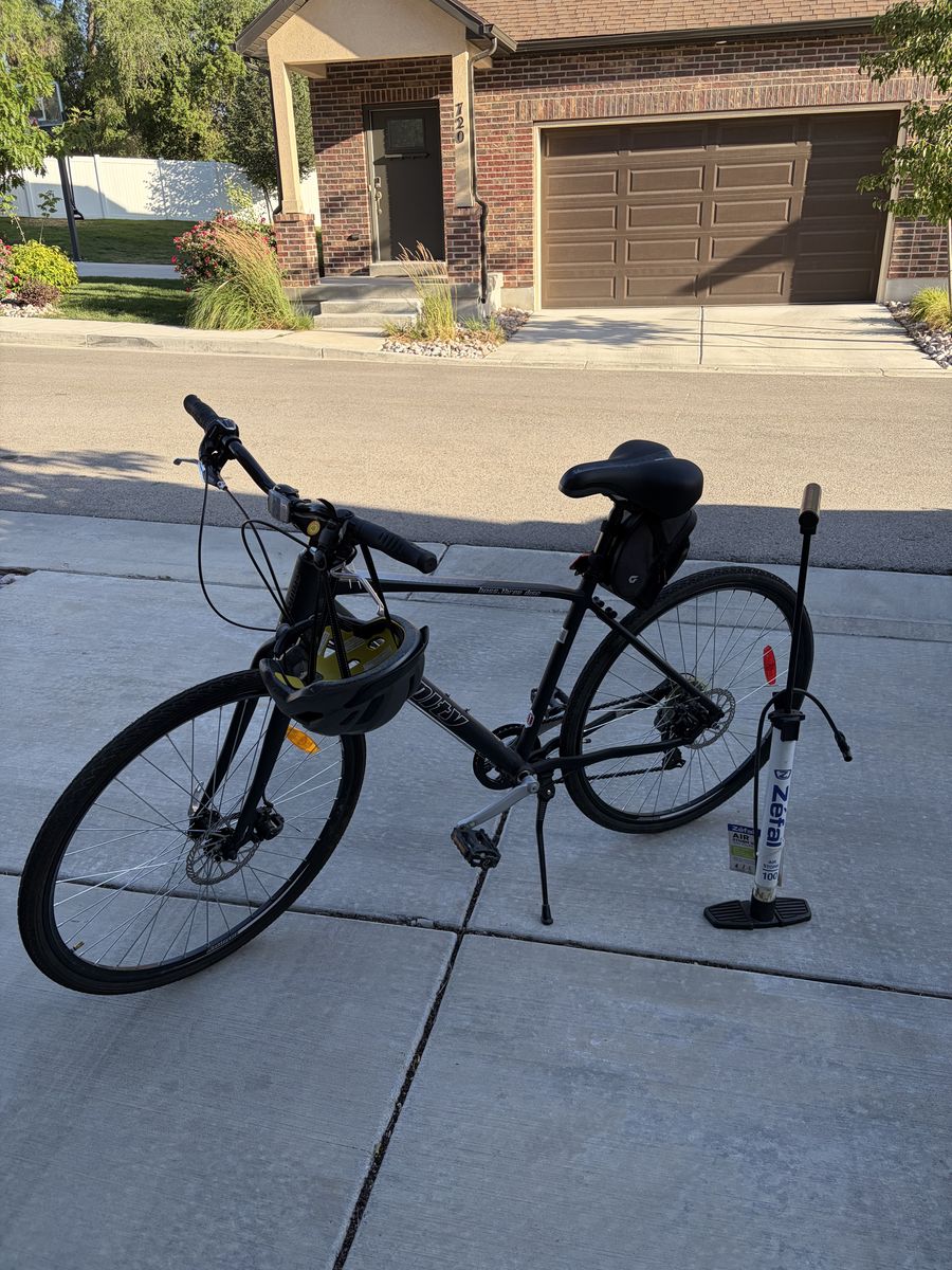 Infinity Boss Three Disc Hybrid Bike