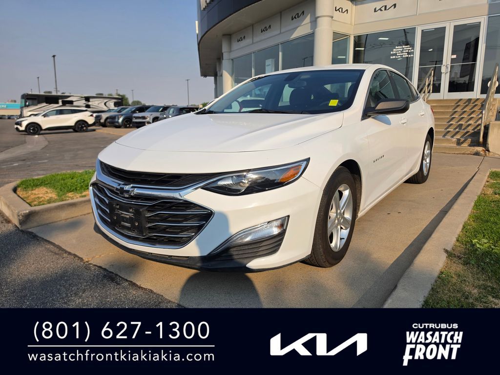2022 Chevrolet Malibu LS