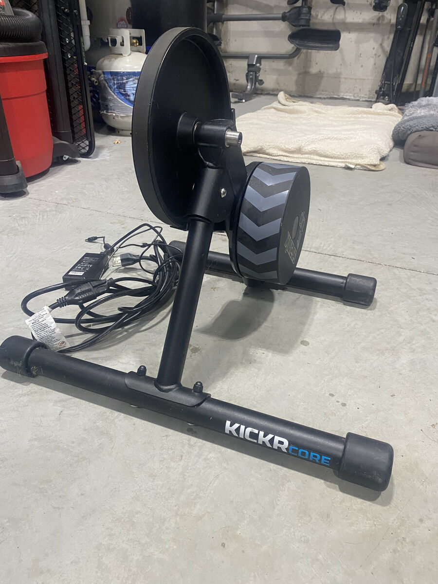 Like New Wahoo Kickr Core 305F Bike Smart Trainer