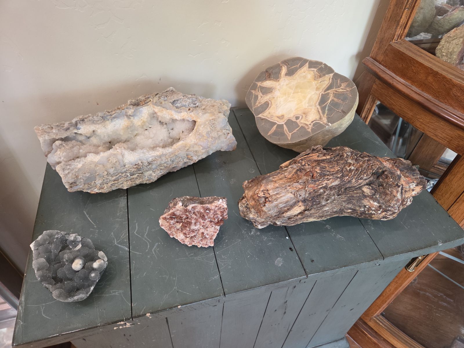 Main image 13