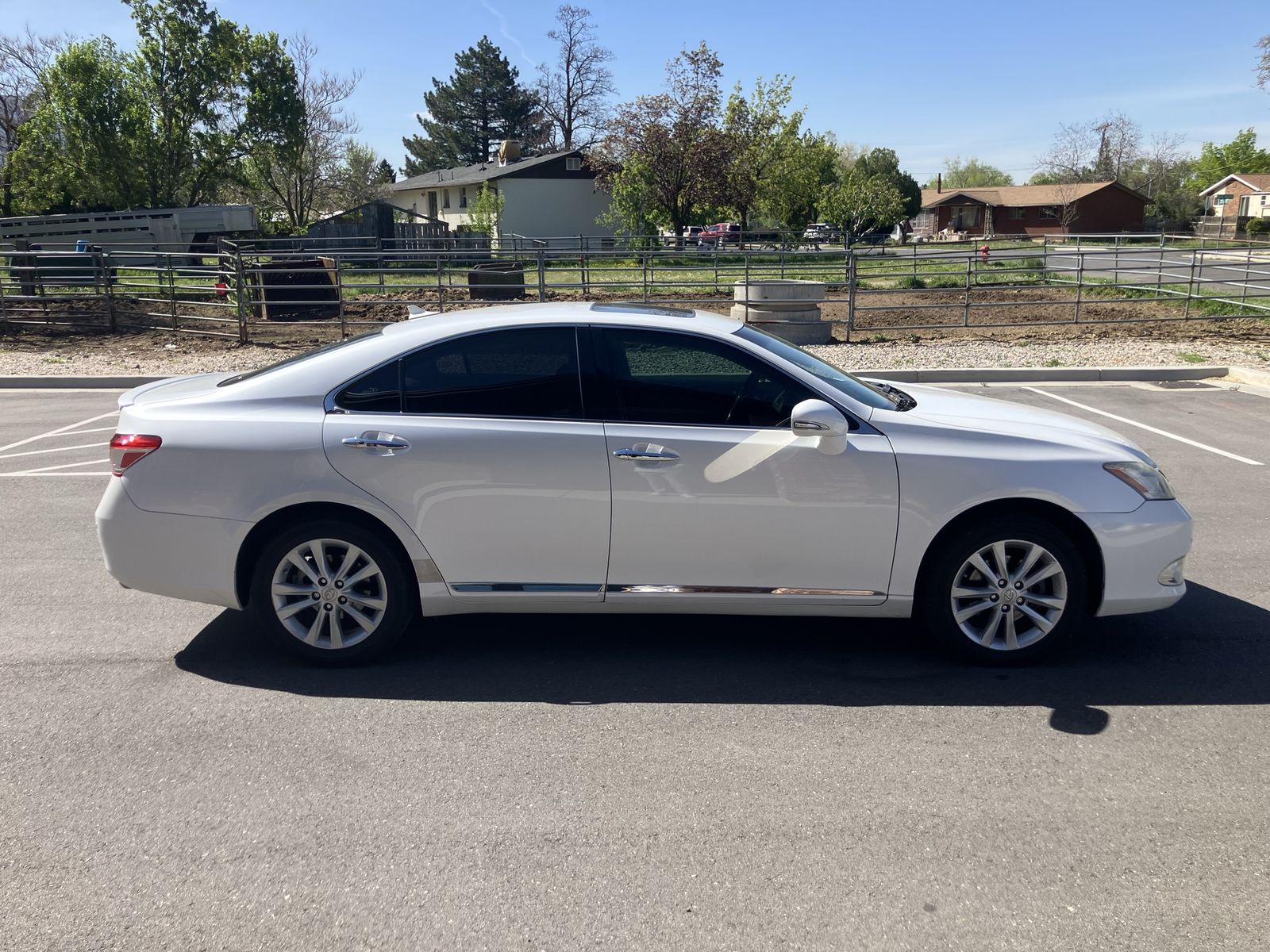 2010 LEXUS ES 350