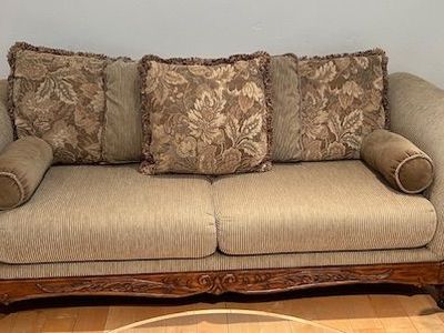 5 pc. Livingroom Set Mediterranean Style