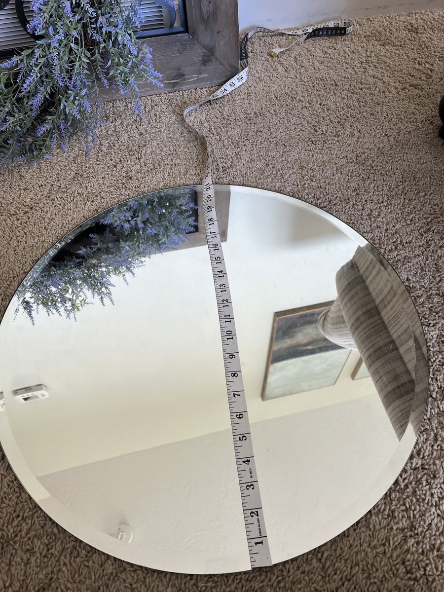 Main image 3