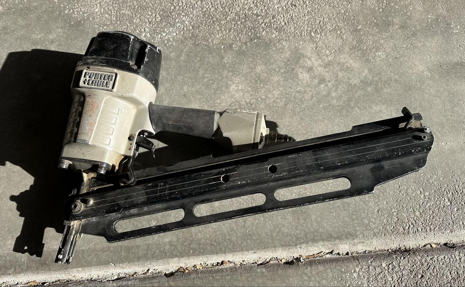 PORTER-CABLE Pneumatic Brad Nailer - Used Power Tool