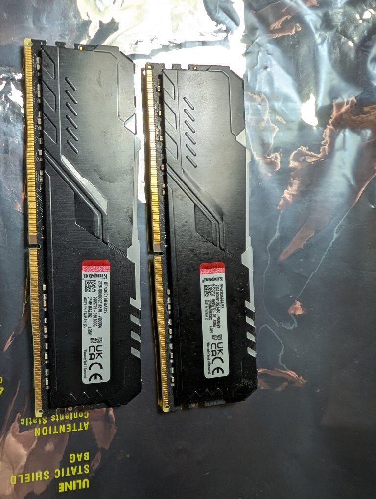 Kingston FURY Beast RGB 64GB (2 x 32GB) PC4-25600