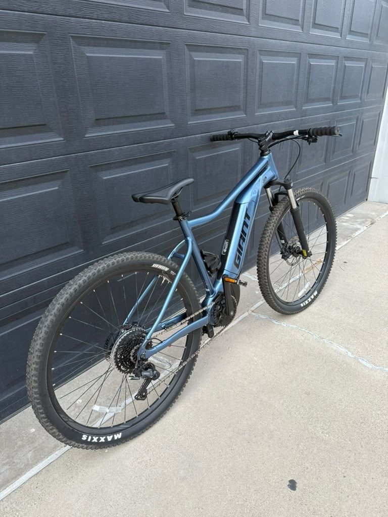 Giant talon E bike 2021 Frame L