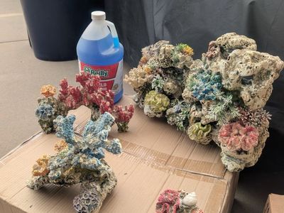 Artificial Coral Rock Aquarium Decorations Set - 4 Pieces