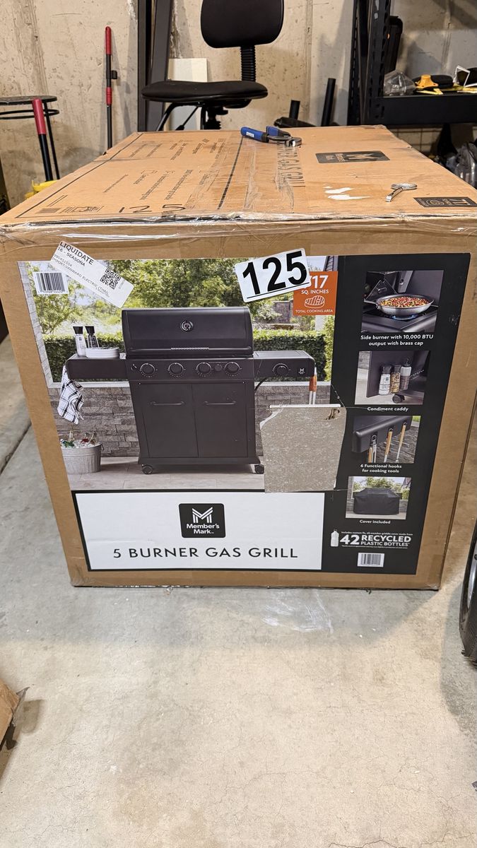 Member's Mark 5-Burner Gas Grill with Side Burner & Cover - New in Box