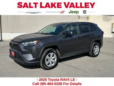 2025 Toyota RAV4 LE