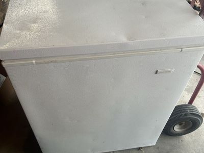 Deep freezer
