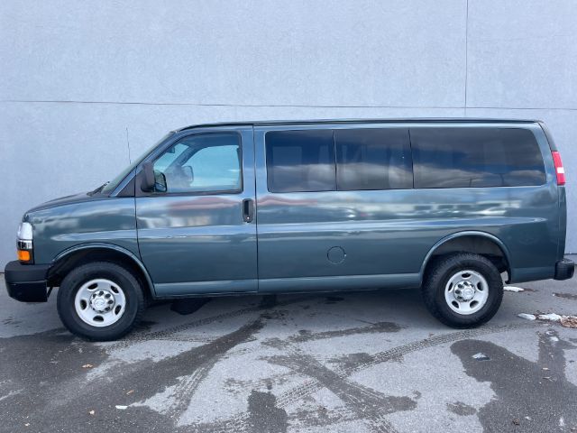 2015 Chevrolet Express LS 2500