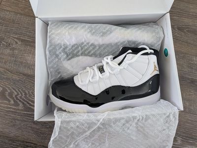 BRAND NEW / DS Air Jordan 11 Retro "Gratitude" - Size 10.5 Mens (100% Authentic)