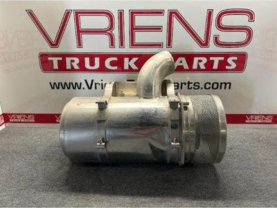 Freightliner Air Cleaner / Air Filter Housing
