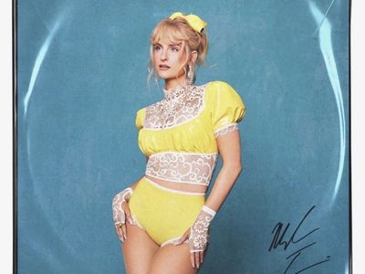 Meghan Trainor-SIGNED Toy With Me-Picture Disc Vinyl LP-LIMITED-Hole in Sleeve-Autographed-RARE