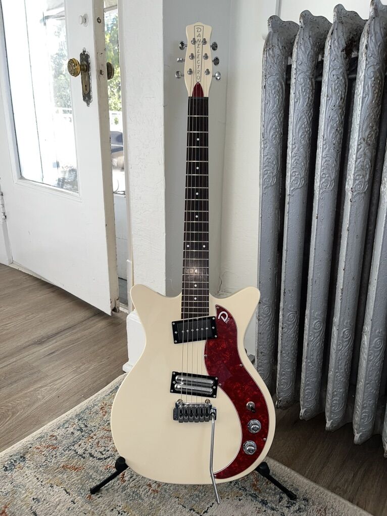 DaneLectro 59XT Semi-Hollow Electric Guitar
