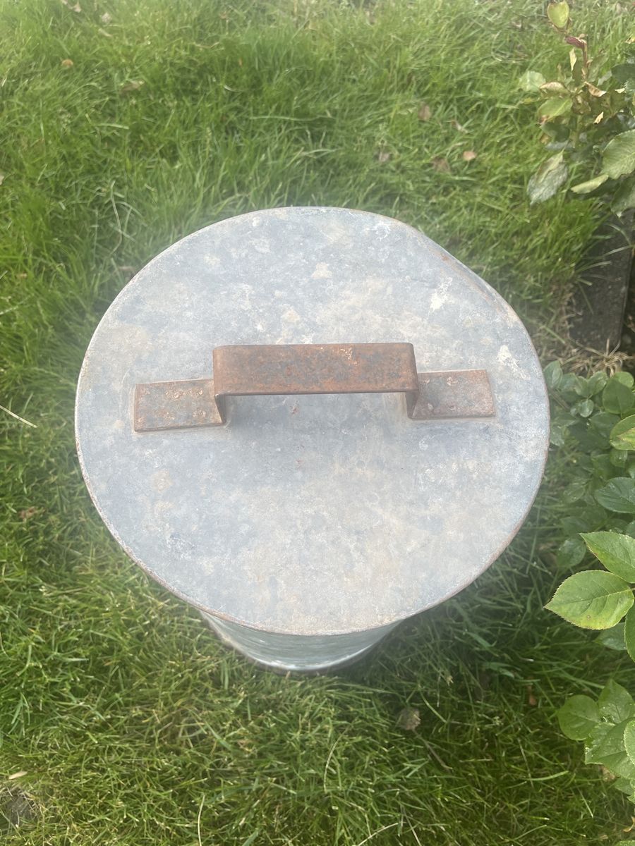 Cool Round Old Galvanized Metal Can with a Lid