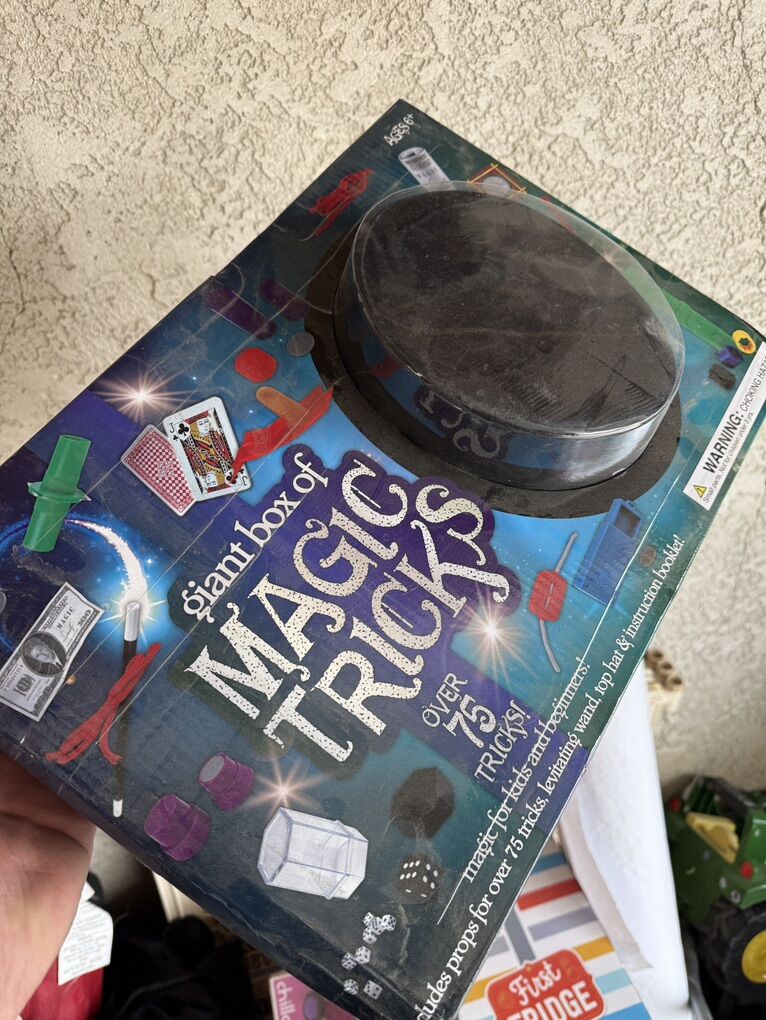 Giant Box of Magic Tricks Kit for Kids
