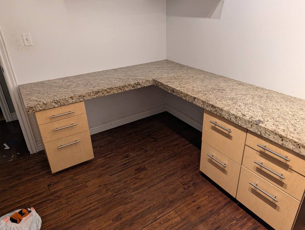 Main image 3