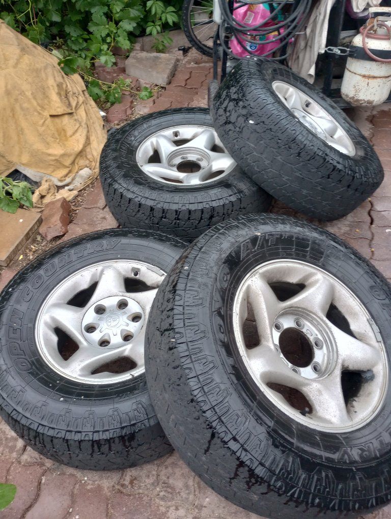 Toyota Tacoma Truck tires and rims.