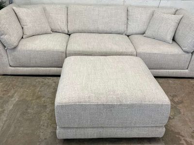COSTCO DAYNA 4-PIECE FABRIC MODULAR SECTIONAL!!