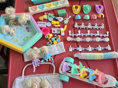 Vintage Tyco Quints Dolls & Accesories Bundle