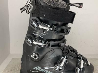 Nordica Sportmachine 95 W