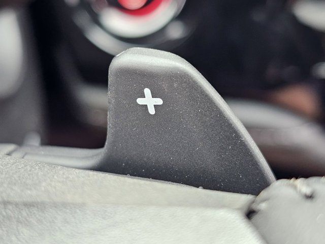 Main image 9