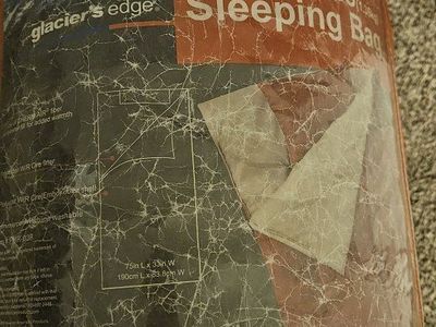 SLEEPING BAG