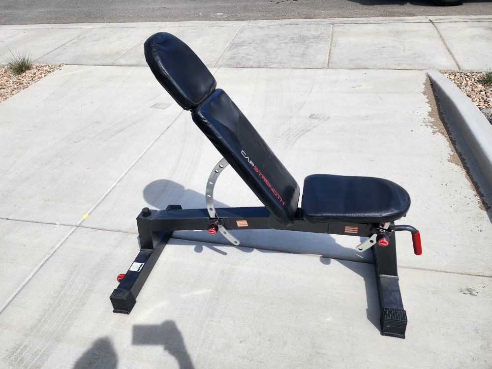 Cap Weight Bench
