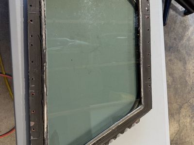Boeing 717 / MD-90 Cockpit Windshield – Genuine Aircraft Part – PPG