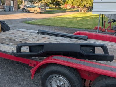 2019 - 2022 Chevy Silverado 1500 Front Bumper Lower Fascia