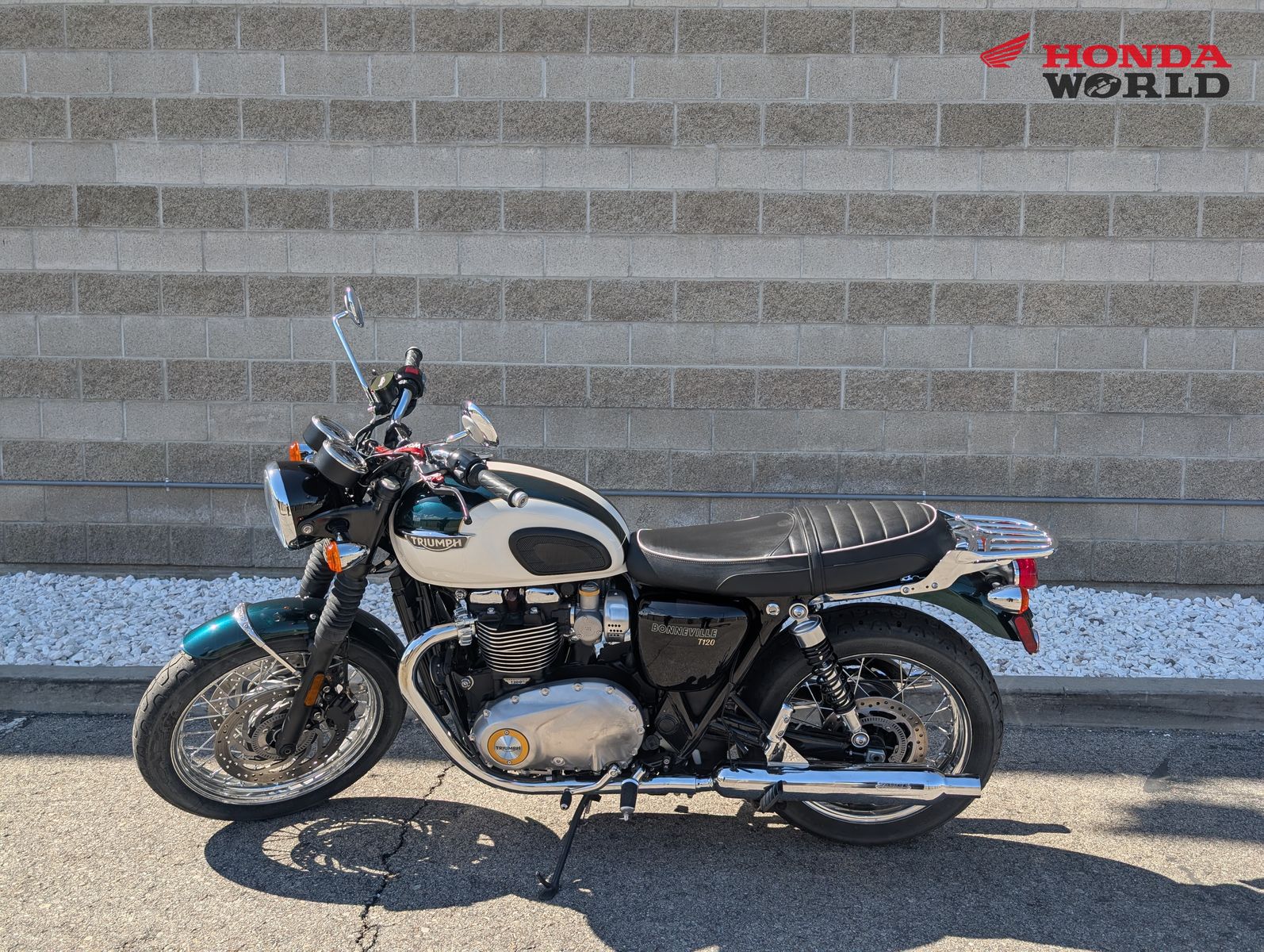 2018 Triumph Bonneville T120